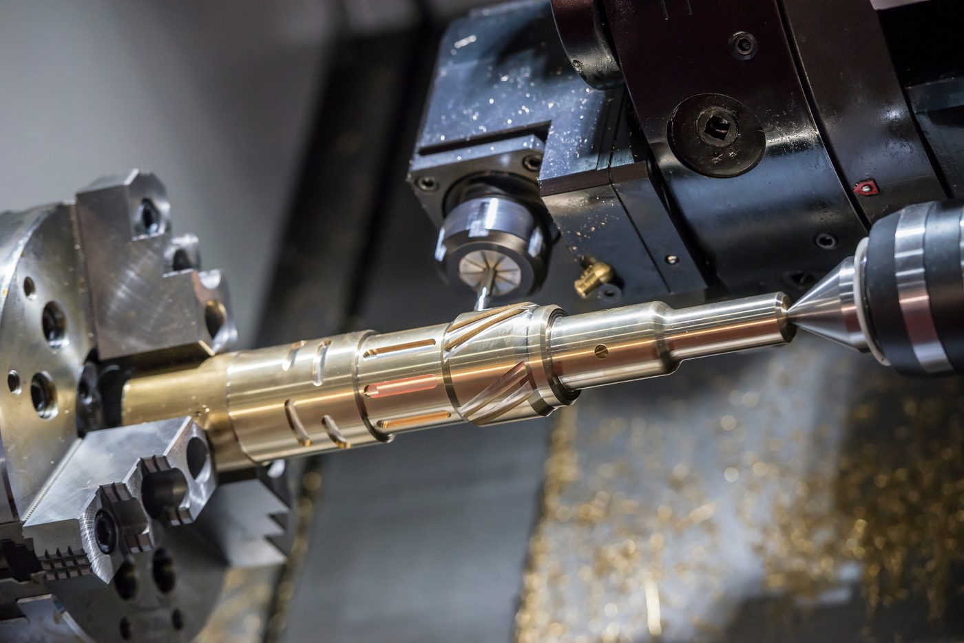 Drehbearbeitung eines Werkstücks auf der CNC-Drehmaschine